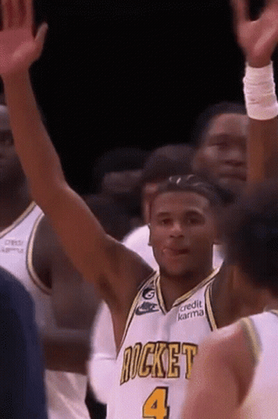 Basketball Player In Rocket 4 Jersey GIF