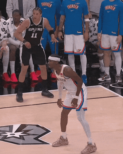 Basketball Player In Spurs Jersey On Court GIF