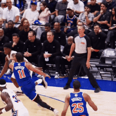 Basketball Player Number 25 Jumping GIF