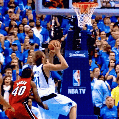 Basketball Player Number 40 Jumping For Ball GIF