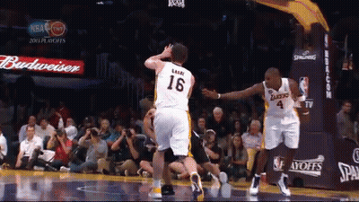Basketball Player Wearing Number 16 GIF