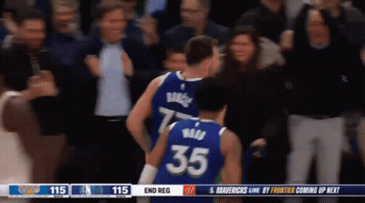 Basketball Player Wearing Number 35 GIF