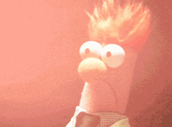 Beaker Nervous Reaction Seeing Trouble GIF