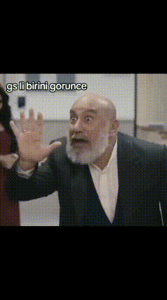 Bearded Man Making Funny Face Gs Li Birini Gorunce GIF