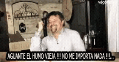 Bearded Man Smiling Aguante El Humo Vieja GIF