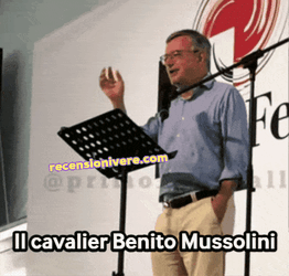 Benito Mussolini Recensionivere GIF