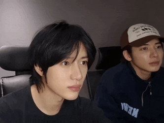 Beomgyu Taehyun GIF