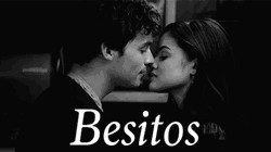 Besitos Couples Relationship GIF