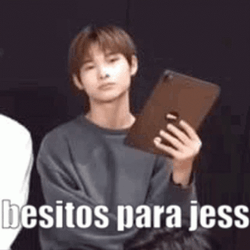 Besitos Heeseung Flying Kiss GIF