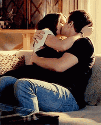 Beso Of Boyfriend GIF