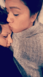 Besos Y Abrazos GIF