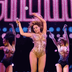 Beyonce Dancing With Her Dancers
