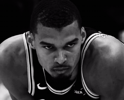 Black And White Basketball Player In Joer Jersey GIF