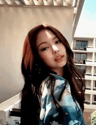 Blackpink Pretty Jennie GIF
