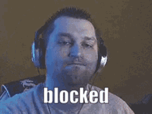 Blocked Shoulder Dust Off Mamm0n Twitch Streamer GIF