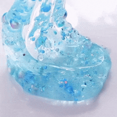 slime azul con perlas GIF
