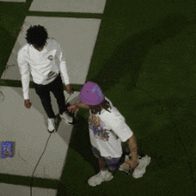 Blurry Man With Zer Dim 70 In Purple GIF