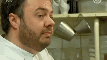 Bo Bech Med Kniven For Struben GIF