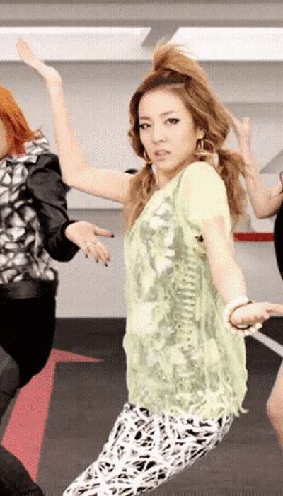 Bodyroll Dancing Sandara Park 2Ne1 Dara Wave GIF
