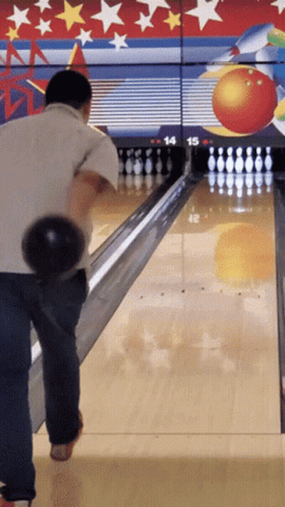 Bowling Alley 14 And 15 GIF