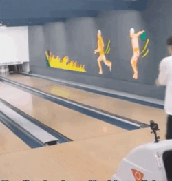 Bowling Meme Jisung Turn GIF