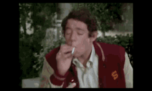 Brady Bunch Coughing And Smoking