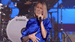 Celine Dion 96Th Macys Thanksgiving Day Parade GIF