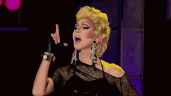  Chad Michaels Performs On RuPauls GIF