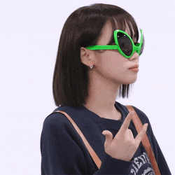 Chaewon Le Sserafim GIF