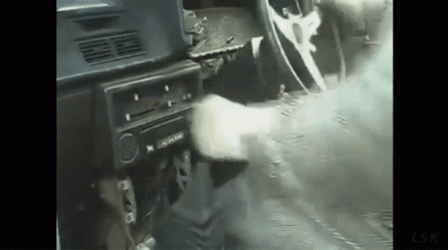 change-gears-fail-y3i7rxw52qofjq7p.gif