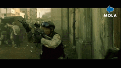 Chaos War Soldiers Black Hawk Down Movie GIF | GIFDB.com