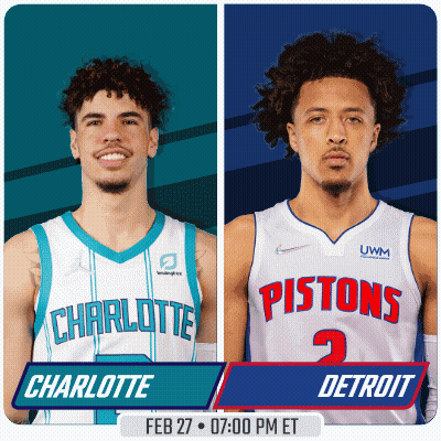 Charlotte And Pistons Playing Game GIF