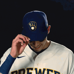Christian Yelich Brewers Look Up