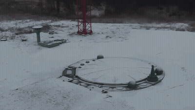 Circular Hole In Ground With White Circle GIF