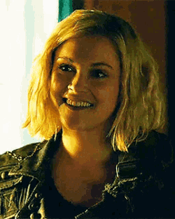 Clarke Griffin Clarke GIF