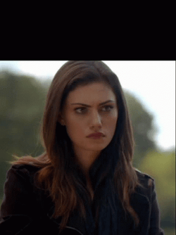 Clips Of Phoebe Tonkin GIF