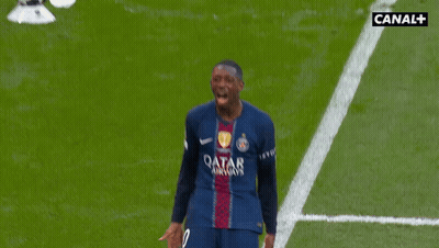 Clown Fish And Shrimp With Viola He Is Clean GIF