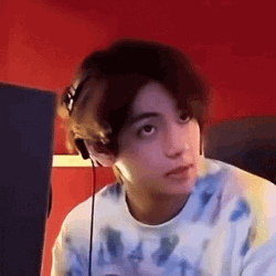 Confused Kim Tae-Hyung GIF