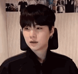 Confused Yoongi Thinking GIF