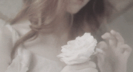 Coquette Murote GIF