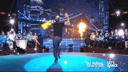 Crazy Dance Vendredi Tout Est Permis GIF