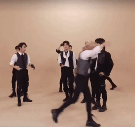 Crazy Stray Kids Running Around Kpop GIF