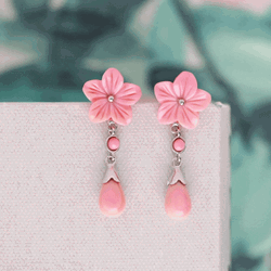 Cute Conch Shell Pink Jewelry GIF
