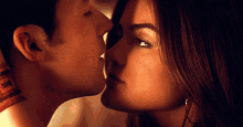 Cute Couple Beso On Nose GIF