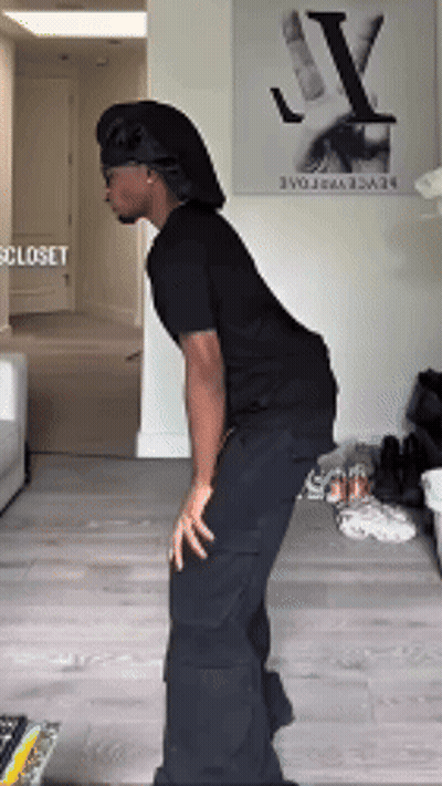 D4vd Twerk GIF