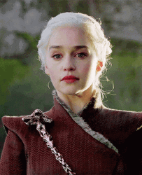 Daenerys Targaryen Emilia Clarke Beautiful Face Card GIF