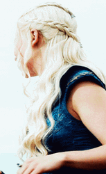 Daenerys Targaryen Emilia Clarke Cute Smile GIF