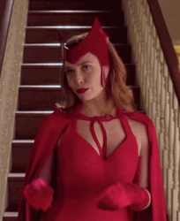 Dancing Wandavision Elizabeth Olsen GIF