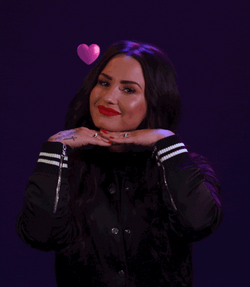 Demi Lovato Cute Look Heart GIF