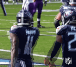 Derrick Henry Titans Jog GIF